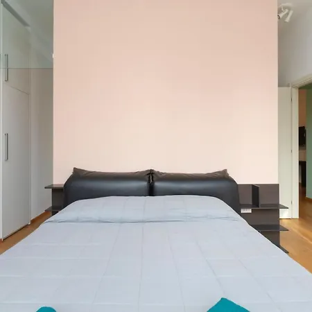 Appartement Isola Bosco Verticale - 6 Guest