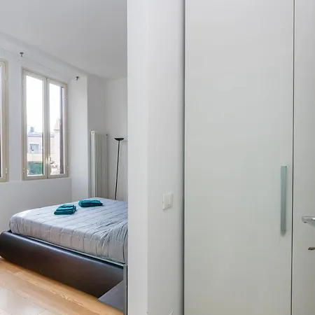 Apartment Isola Bosco Verticale - 6 Guest *