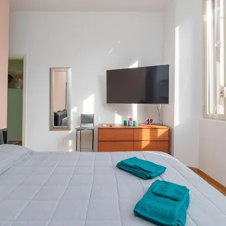 Isola Bosco Verticale - 6 Guest Appartement Milan
